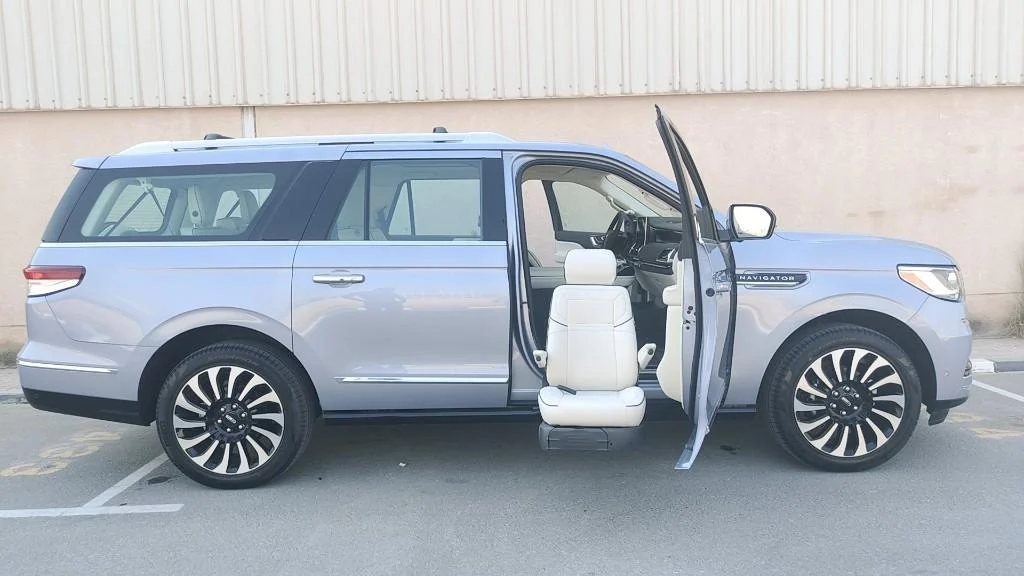 Enhance-Accessibility-with-Our-Turny-Seat-Lift-Installation_9